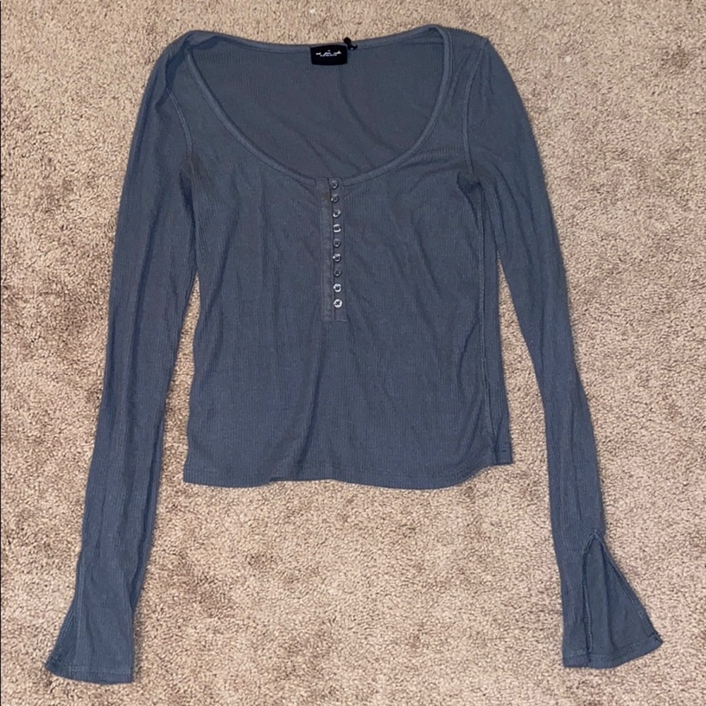 Grey Urban Outfitters Top!